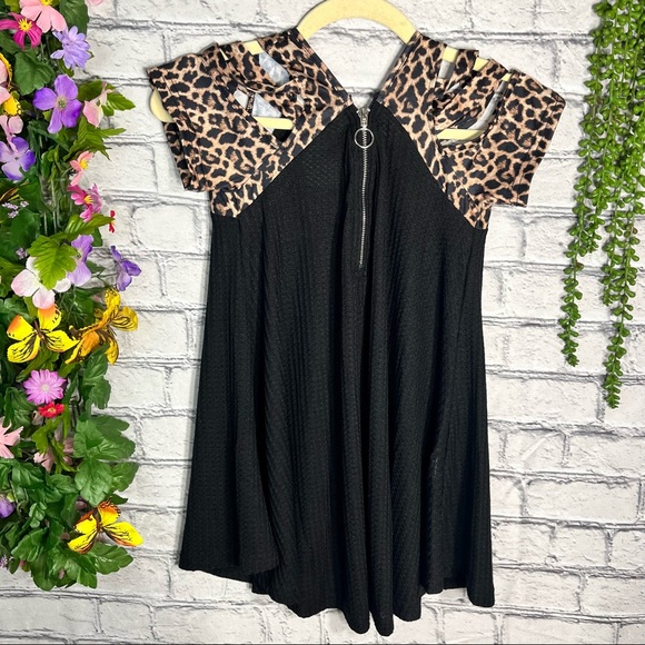 ||🌼3/$30🌼NWOT Black Waffle Short Sleeve Top Size Small - Picture 10 of 16
